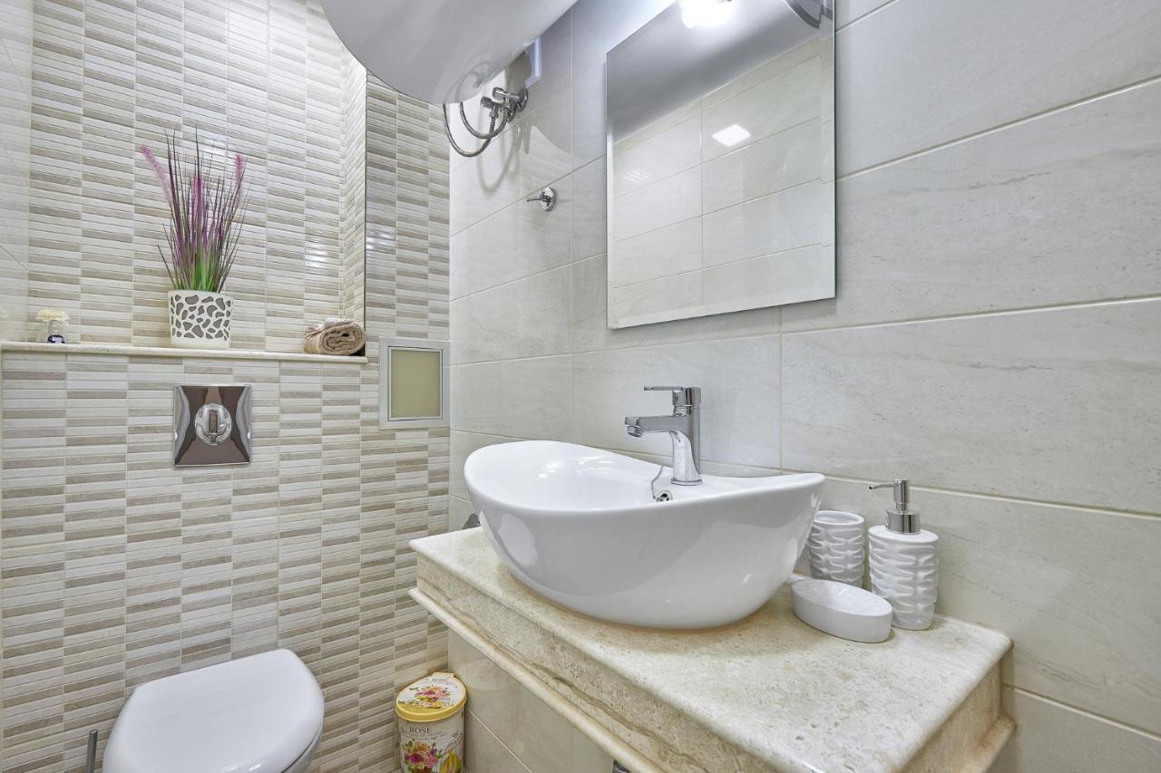 Romance Apartament & Free Parking Burgas Exterior foto
